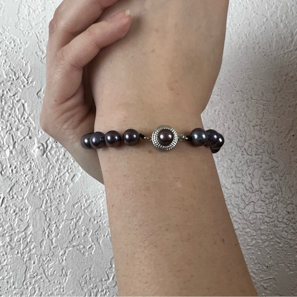 7-8 mm Peacock Pearl Necklace & Bracelet. - Picture 7 of 7